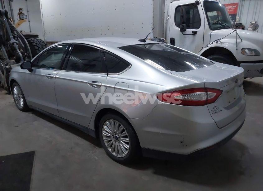 Photo 3 of 2015 Ford Fusion HYBRID S (VIN 3FA6P0UU8FR172343)