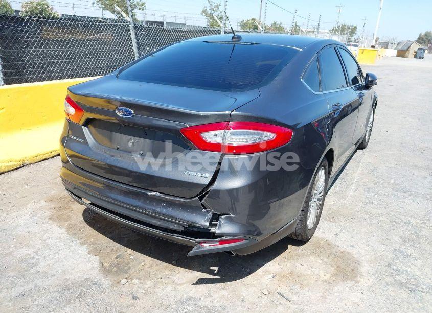 Photo 4 of 2016 Ford Fusion HYBRID S (VIN 3FA6P0UU8GR405056)