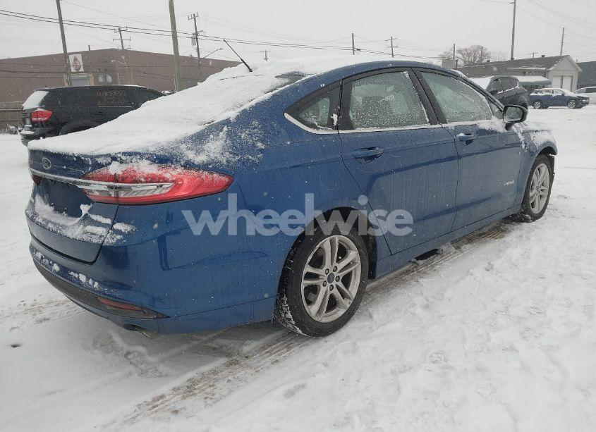 Photo 4 of 2018 Ford Fusion HYBRID S (VIN 3FA6P0UU8JR122342)