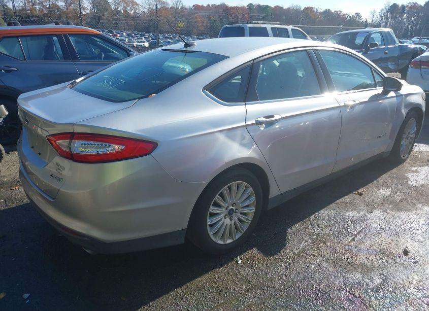 Photo 4 of 2015 Ford Fusion HYBRID S (VIN 3FA6P0UU9FR219055)