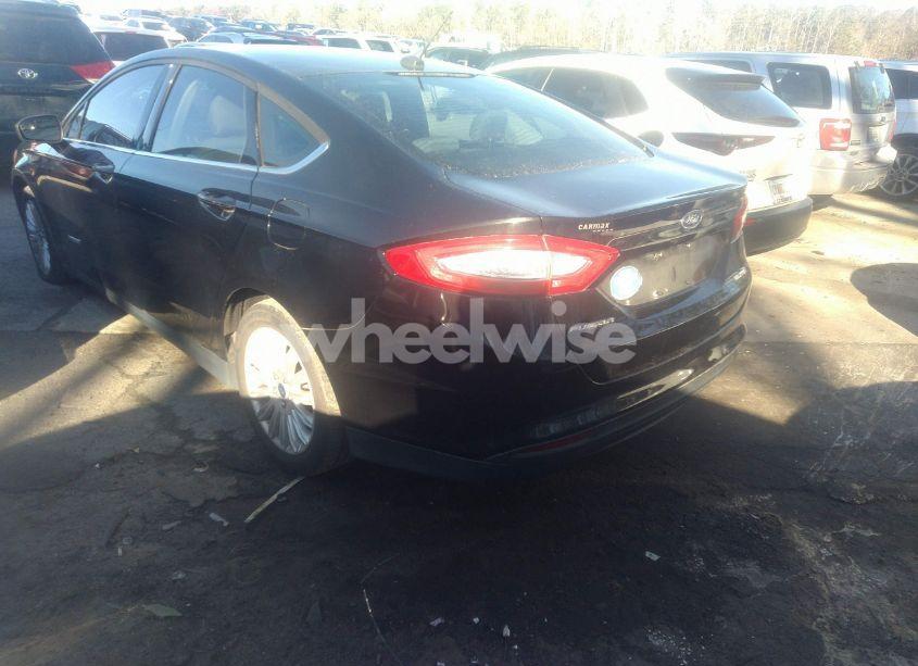Photo 3 of 2015 Ford Fusion HYBRID S (VIN 3FA6P0UU9FR246868)