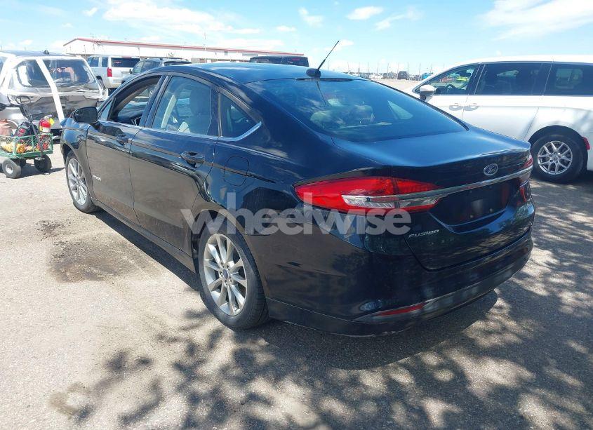 Photo 3 of 2017 Ford Fusion HYBRID S (VIN 3FA6P0UUXHR172055)