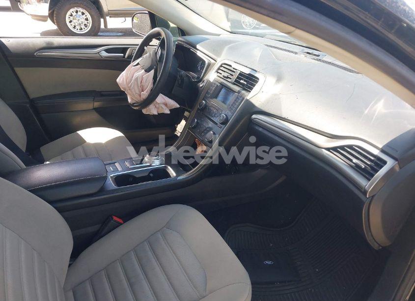 Photo 5 of 2017 Ford Fusion HYBRID S (VIN 3FA6P0UUXHR172055)