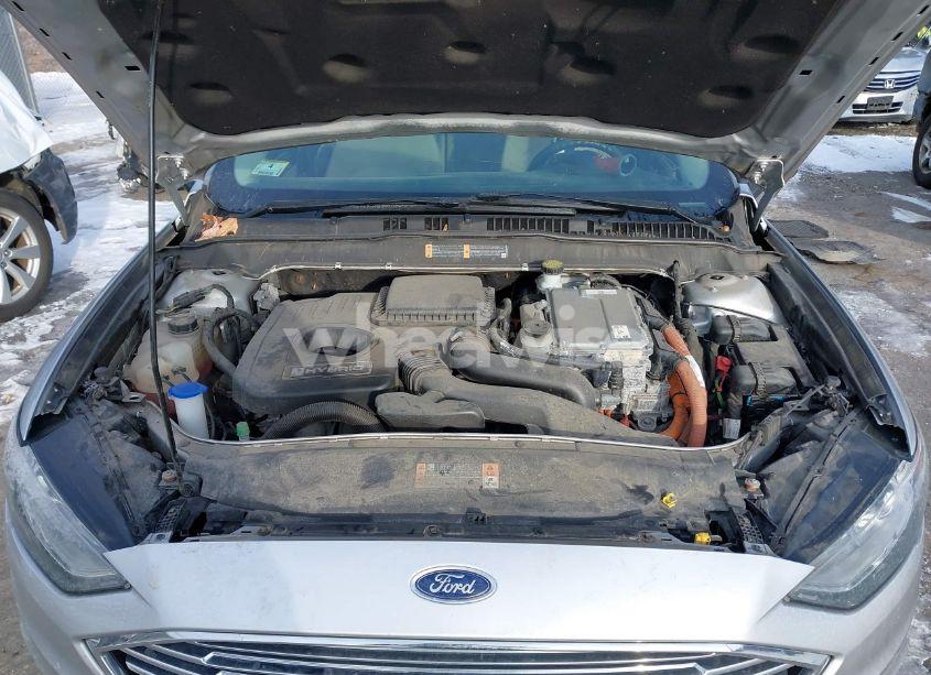 Photo 10 of 2017 Ford Fusion HYBRID S (VIN 3FA6P0UUXHR390190)