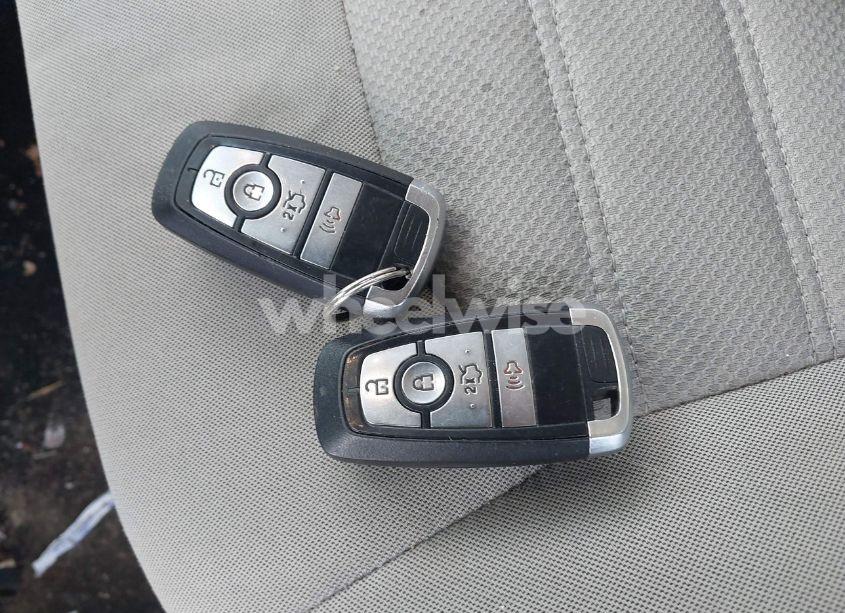 Photo 11 of 2017 Ford Fusion HYBRID S (VIN 3FA6P0UUXHR390190)