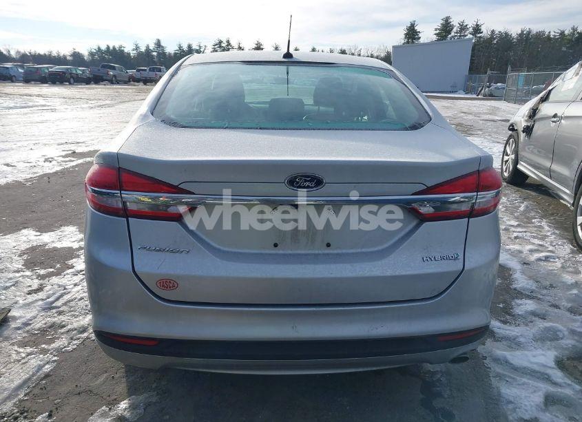 Photo 16 of 2017 Ford Fusion HYBRID S (VIN 3FA6P0UUXHR390190)