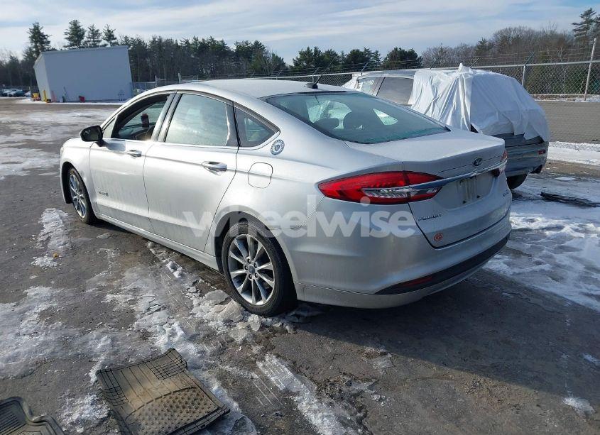 Photo 3 of 2017 Ford Fusion HYBRID S (VIN 3FA6P0UUXHR390190)