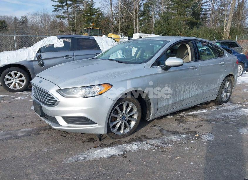 Photo 6 of 2017 Ford Fusion HYBRID S (VIN 3FA6P0UUXHR390190)