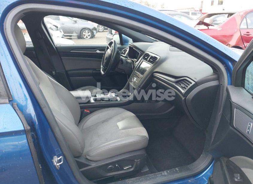 Photo 5 of 2017 Ford Fusion SPORT (VIN 3FA6P0VP3HR256856)