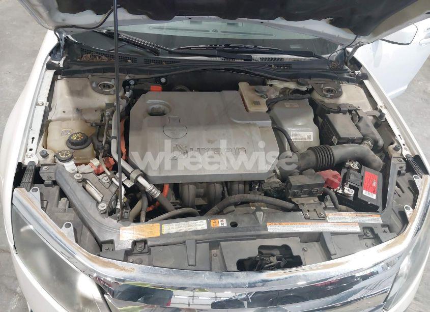 Photo 10 of 2010 Ford Fusion HYBRID (VIN 3FADP0L30AR152547)