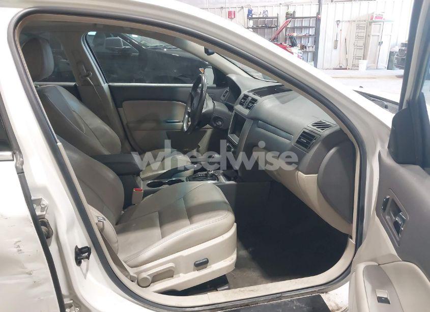 Photo 5 of 2010 Ford Fusion HYBRID (VIN 3FADP0L30AR152547)