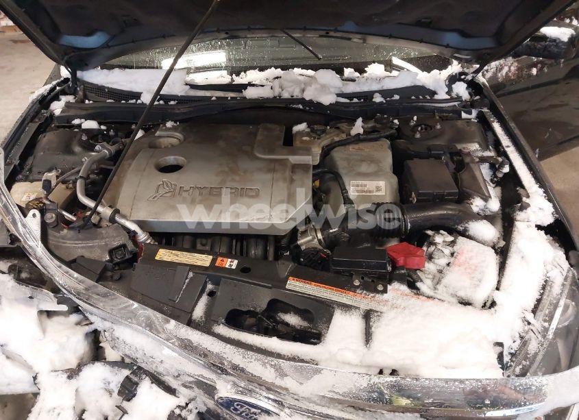 Photo 10 of 2010 Ford Fusion HYBRID (VIN 3FADP0L30AR284756)