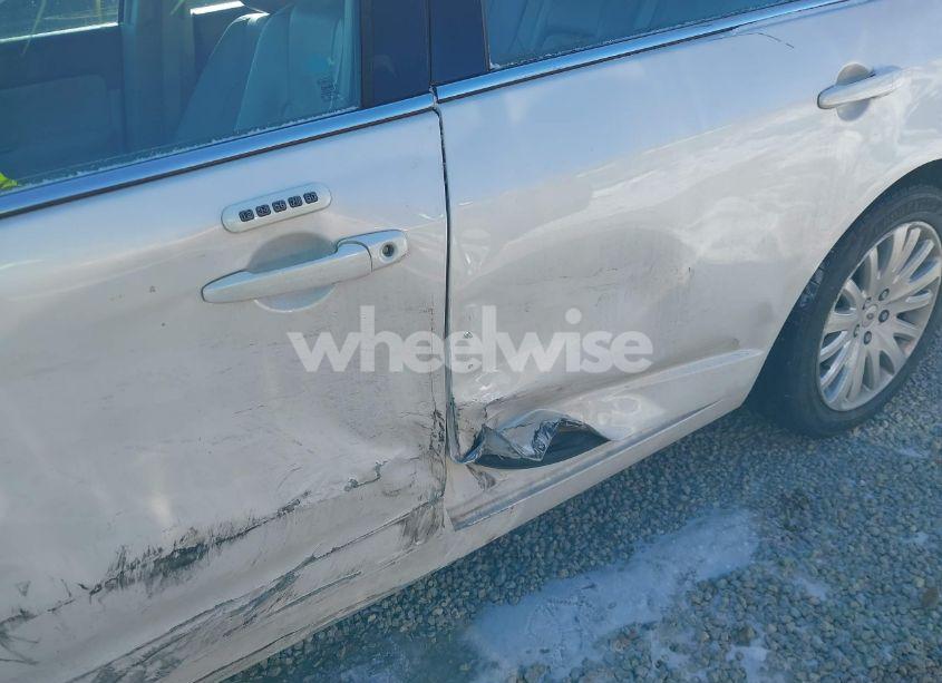 Photo 12 of 2010 Ford Fusion HYBRID (VIN 3FADP0L30AR338167)