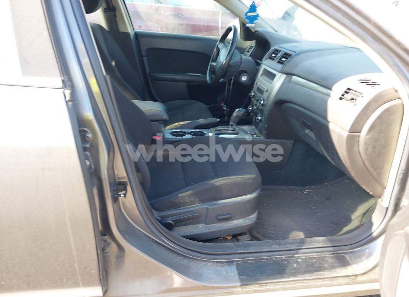 Photo 5 of 2010 Ford Fusion HYBRID (VIN 3FADP0L30AR376210)