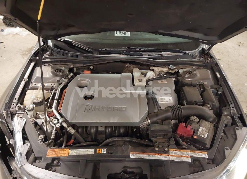 Photo 10 of 2011 Ford Fusion HYBRID (VIN 3FADP0L30BR182567)