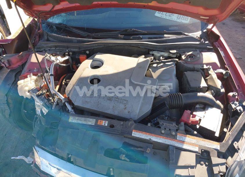 Photo 10 of 2011 Ford Fusion HYBRID (VIN 3FADP0L30BR251614)