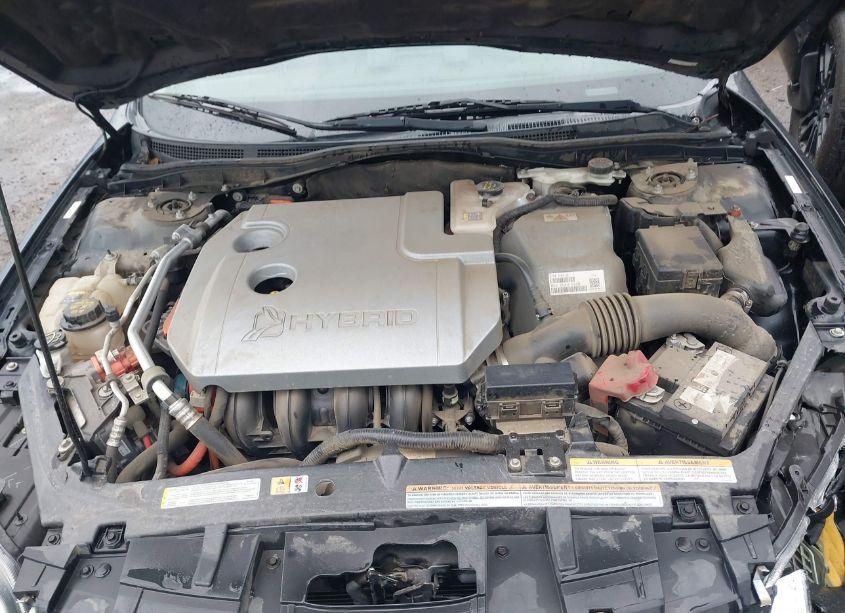 Photo 10 of 2012 Ford Fusion HYBRID (VIN 3FADP0L30CR199547)