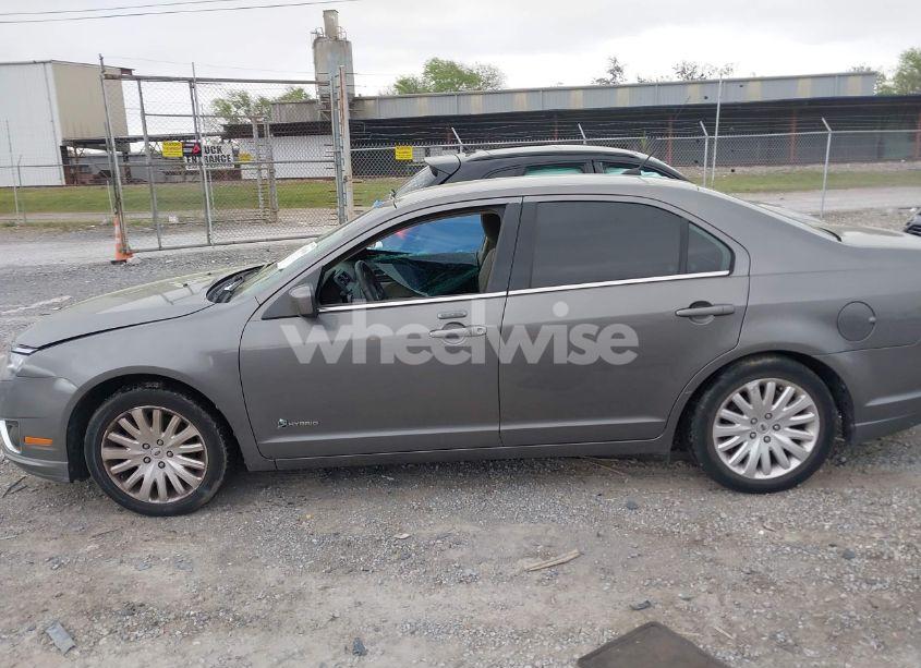 Photo 14 of 2010 Ford Fusion HYBRID (VIN 3FADP0L31AR326917)