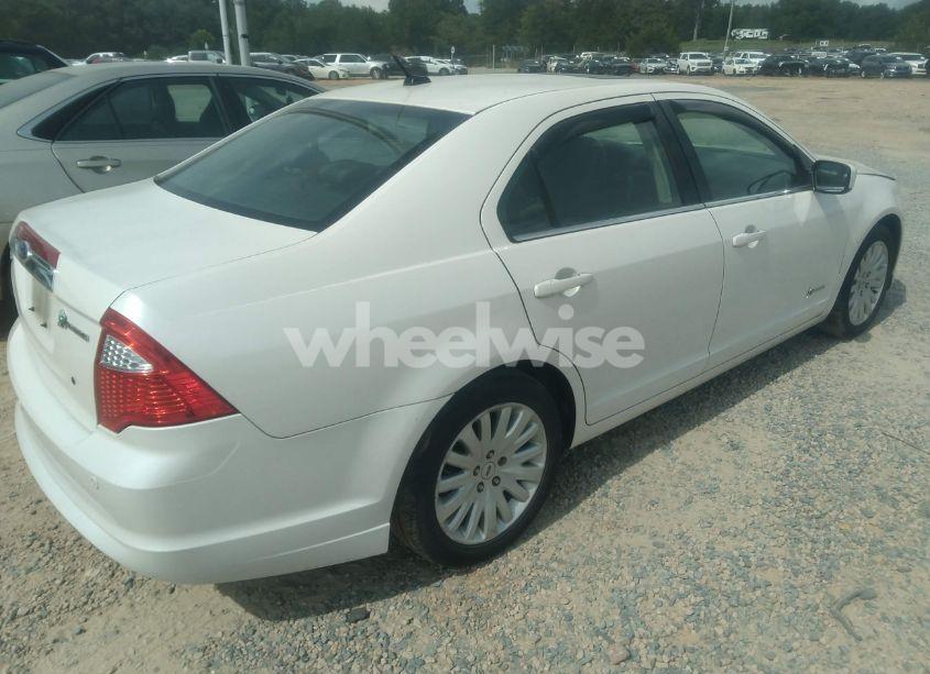 Photo 4 of 2010 Ford Fusion HYBRID (VIN 3FADP0L31AR387443)