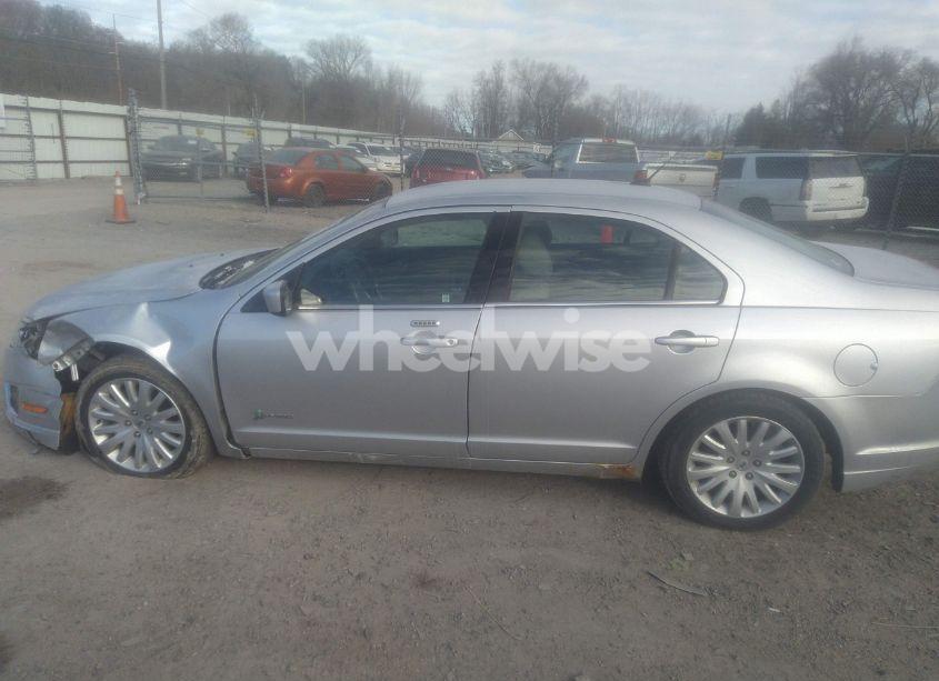 Photo 14 of 2011 Ford Fusion HYBRID (VIN 3FADP0L31BR116447)