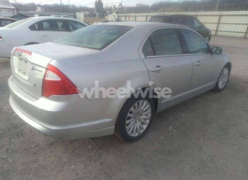 Photo 4 of 2011 Ford Fusion HYBRID (VIN 3FADP0L31BR116447)