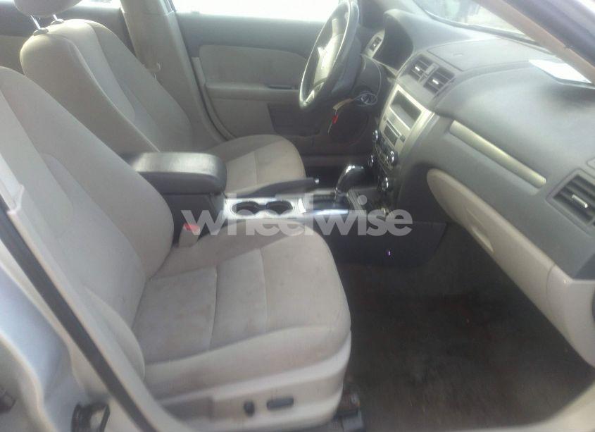 Photo 5 of 2011 Ford Fusion HYBRID (VIN 3FADP0L31BR116447)