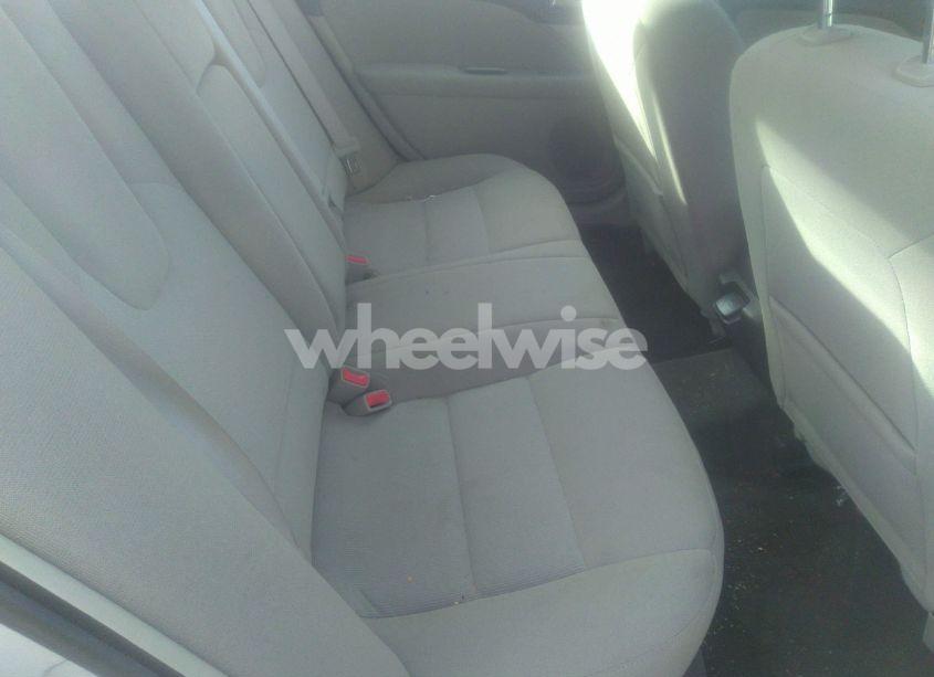 Photo 8 of 2011 Ford Fusion HYBRID (VIN 3FADP0L31BR116447)