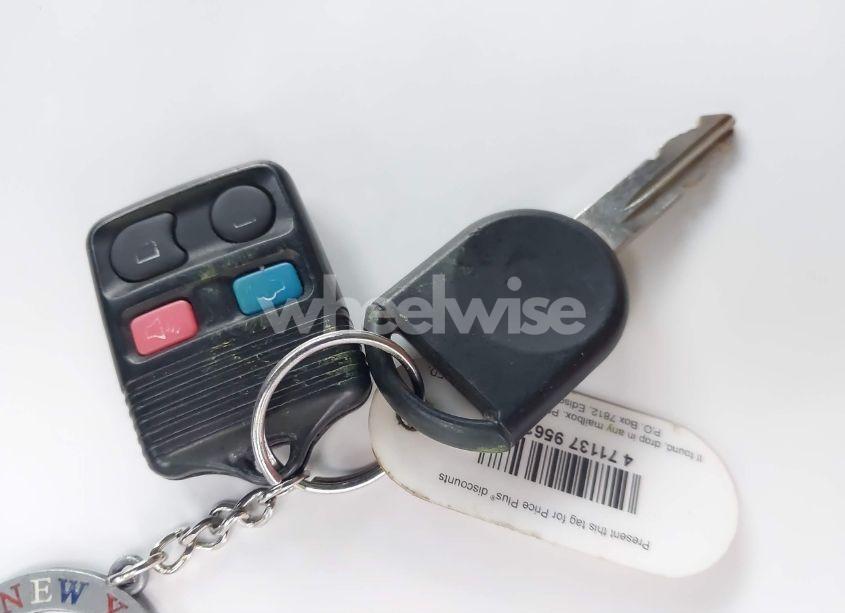 Photo 11 of 2011 Ford Fusion HYBRID (VIN 3FADP0L31BR253288)