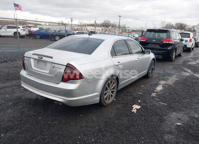 Photo 4 of 2011 Ford Fusion HYBRID (VIN 3FADP0L31BR253288)