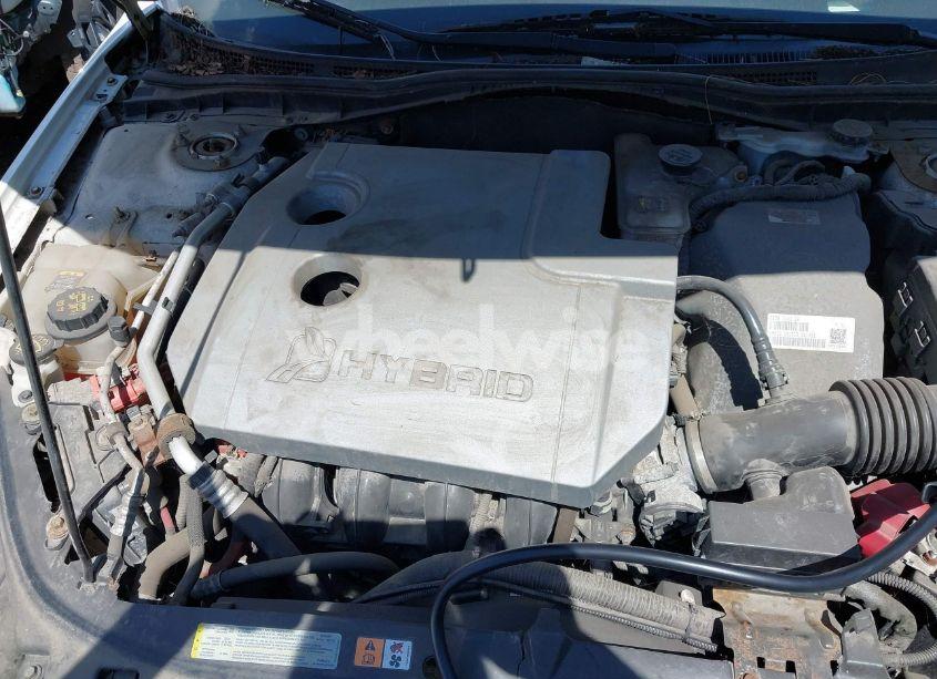 Photo 10 of 2012 Ford Fusion HYBRID (VIN 3FADP0L31CR380494)