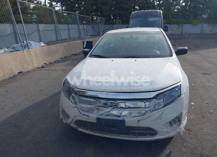 Photo 6 of 2012 Ford Fusion HYBRID (VIN 3FADP0L31CR380494)