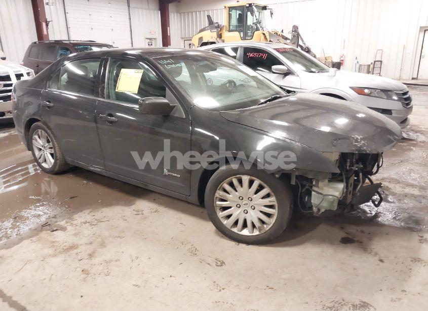 2011 Ford Fusion HYBRID (VIN 3FADP0L32BR124136) main photo