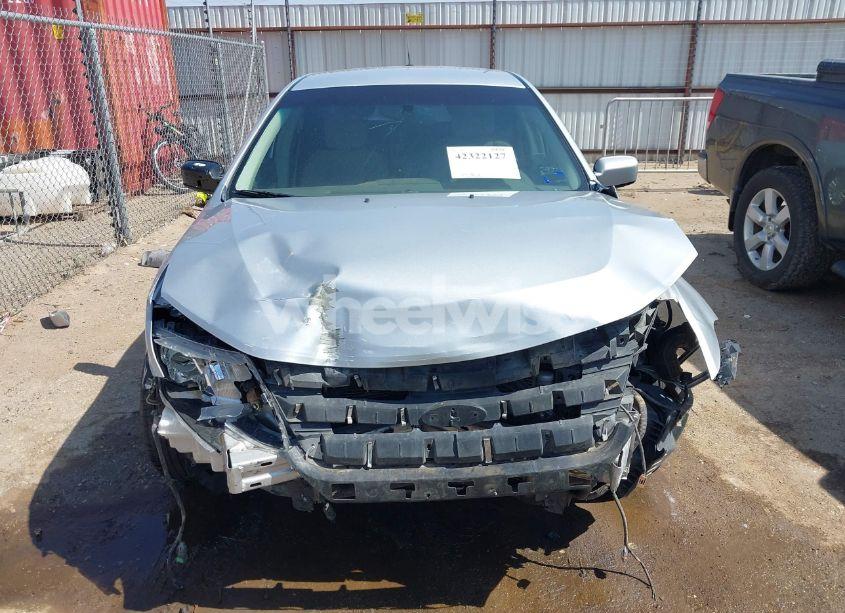 Photo 12 of 2011 Ford Fusion HYBRID (VIN 3FADP0L32BR345235)