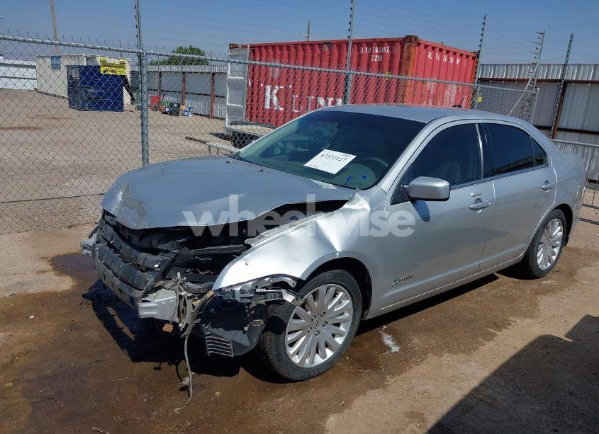 Photo 2 of 2011 Ford Fusion HYBRID (VIN 3FADP0L32BR345235)