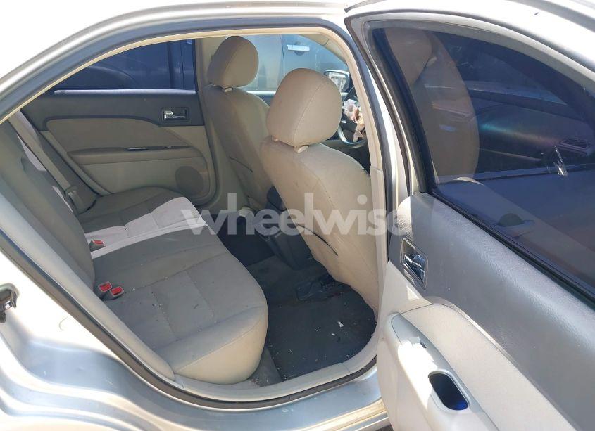 Photo 8 of 2011 Ford Fusion HYBRID (VIN 3FADP0L32BR345235)