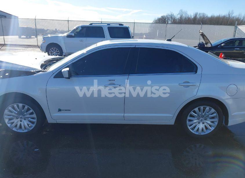 Photo 15 of 2012 Ford Fusion HYBRID (VIN 3FADP0L32CR197783)