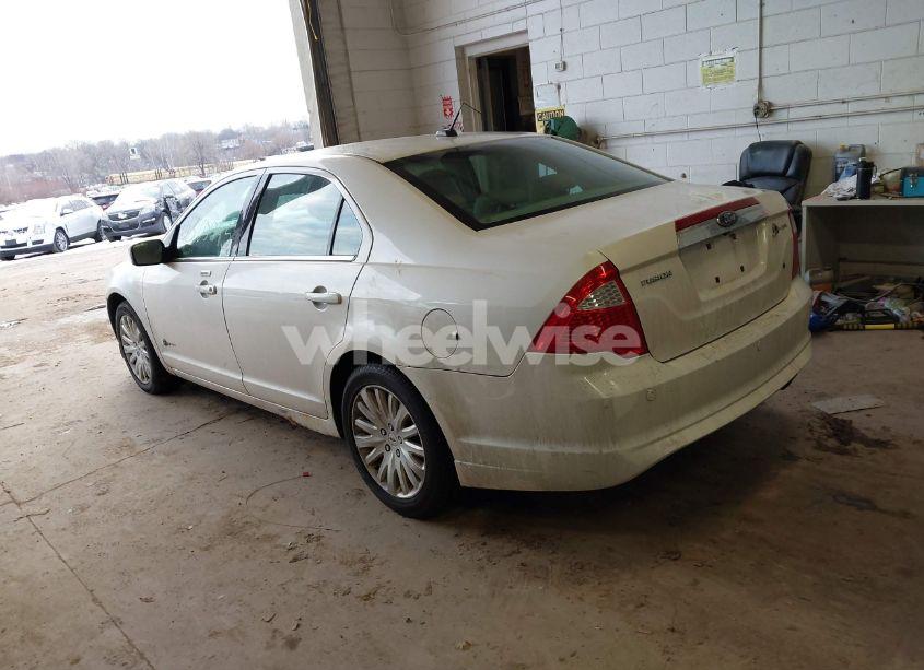 Photo 3 of 2010 Ford Fusion HYBRID (VIN 3FADP0L33AR211428)