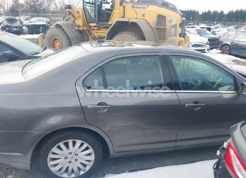 Photo 13 of 2010 Ford Fusion HYBRID (VIN 3FADP0L33AR370949)