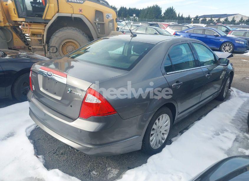 Photo 4 of 2010 Ford Fusion HYBRID (VIN 3FADP0L33AR370949)