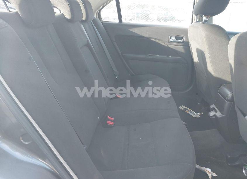 Photo 8 of 2010 Ford Fusion HYBRID (VIN 3FADP0L33AR370949)