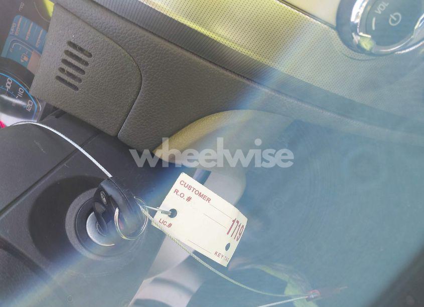 Photo 11 of 2011 Ford Fusion HYBRID (VIN 3FADP0L33BR181008)