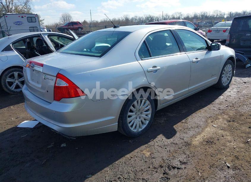 Photo 4 of 2011 Ford Fusion HYBRID (VIN 3FADP0L33BR181008)