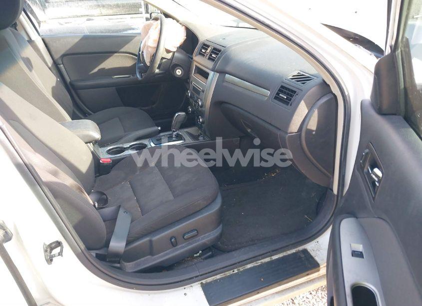 Photo 5 of 2012 Ford Fusion HYBRID (VIN 3FADP0L33CR275164)