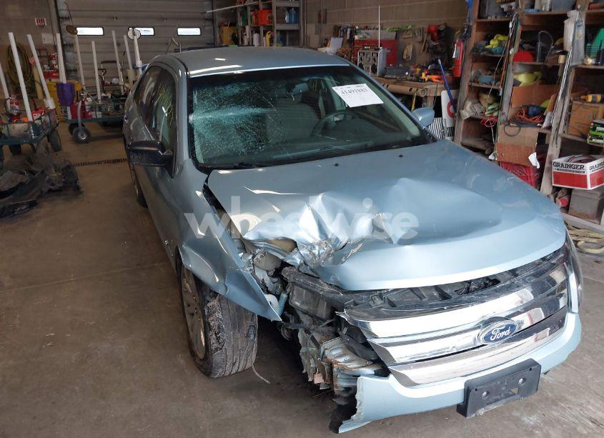 2010 Ford Fusion HYBRID (VIN 3FADP0L34AR276532) main photo