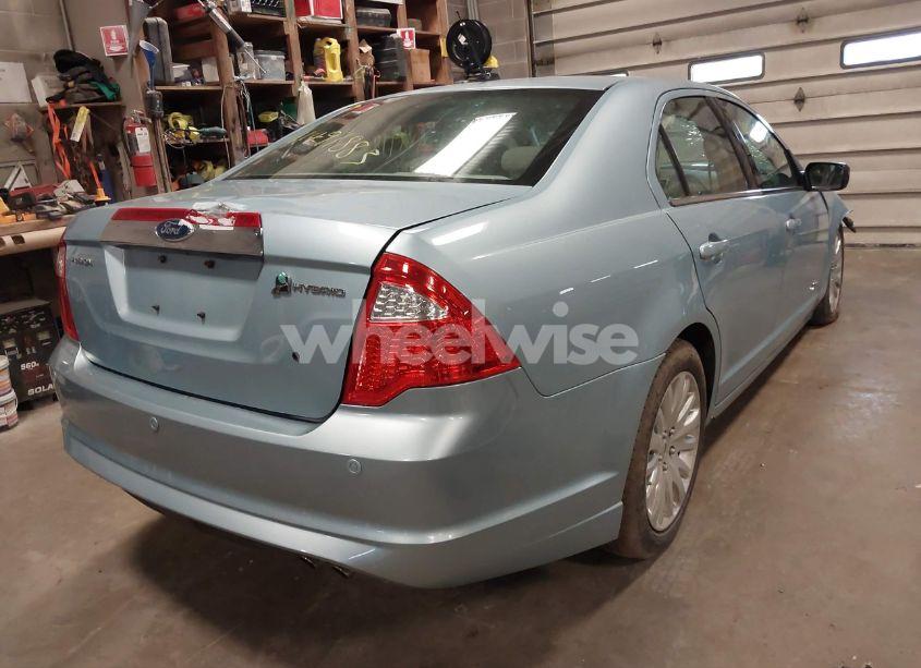 Photo 4 of 2010 Ford Fusion HYBRID (VIN 3FADP0L34AR276532)