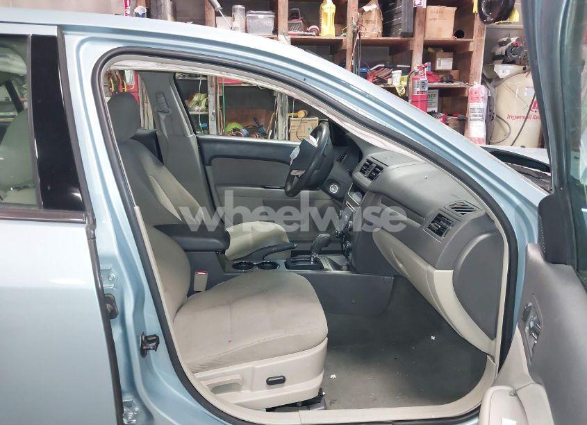 Photo 5 of 2010 Ford Fusion HYBRID (VIN 3FADP0L34AR276532)