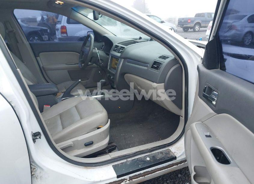 Photo 5 of 2010 Ford Fusion HYBRID (VIN 3FADP0L34AR277857)