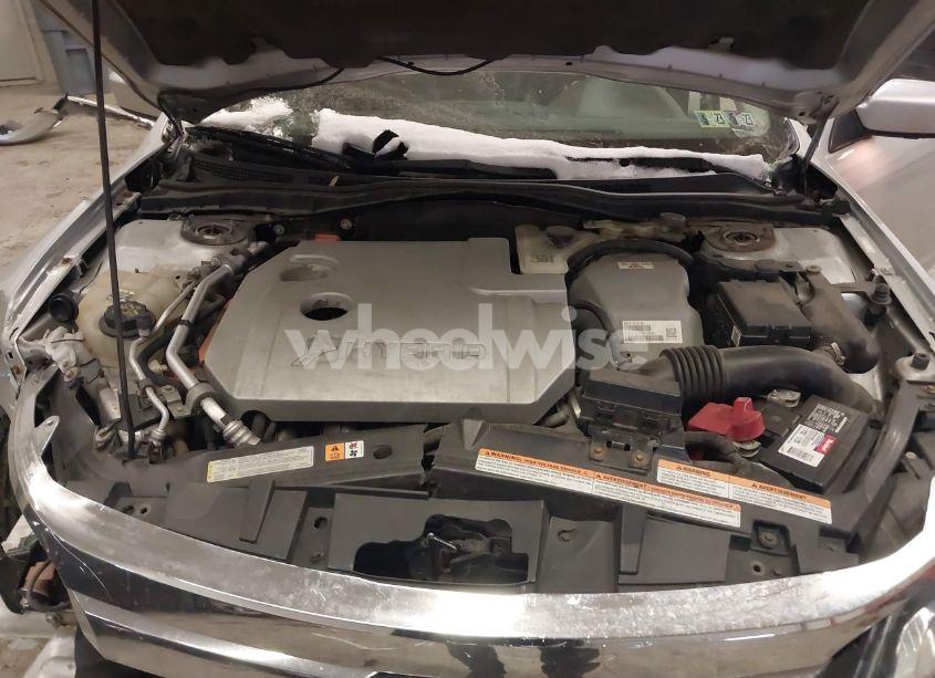 Photo 10 of 2011 Ford Fusion HYBRID (VIN 3FADP0L34BR217157)