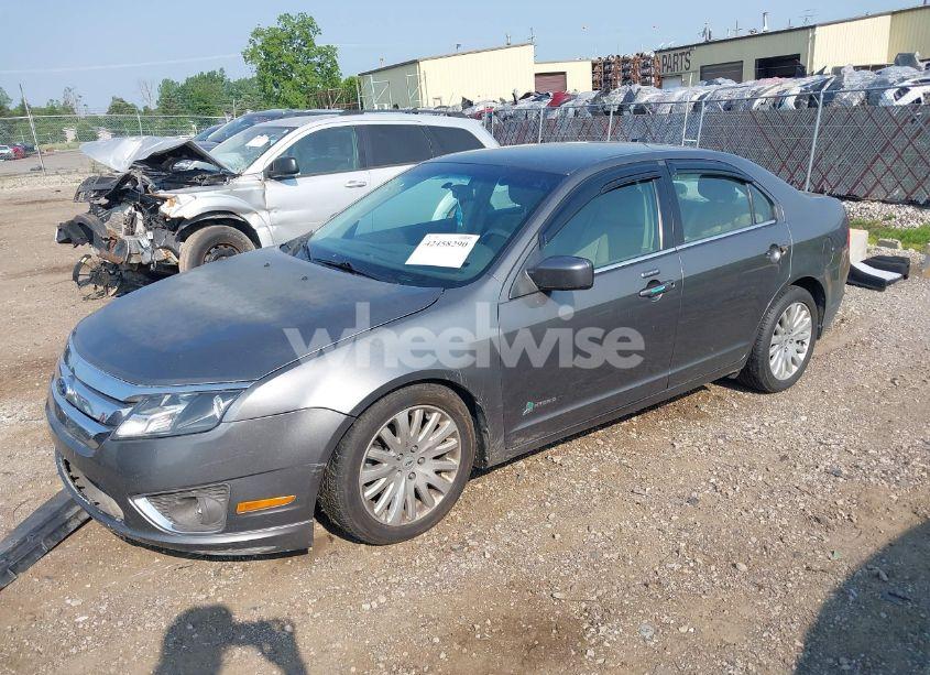 Photo 2 of 2011 Ford Fusion HYBRID (VIN 3FADP0L34BR253253)