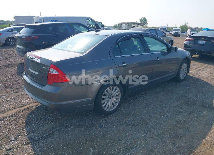 Photo 4 of 2011 Ford Fusion HYBRID (VIN 3FADP0L34BR253253)